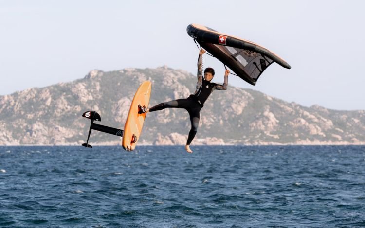 wing foiling